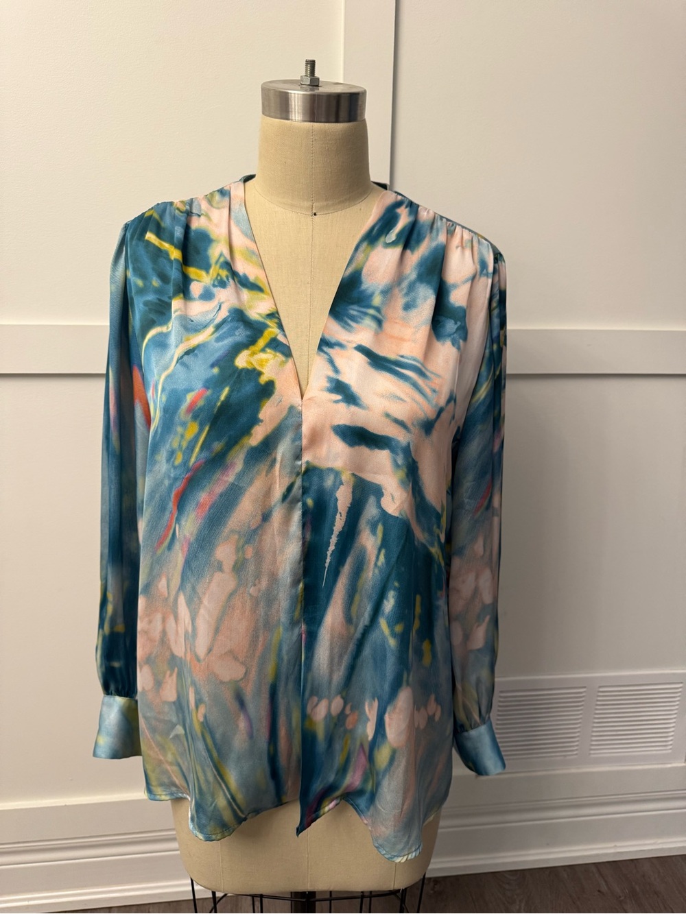 Smythe Abstract Watercolor V-Neck Blouse - Blue & Pink